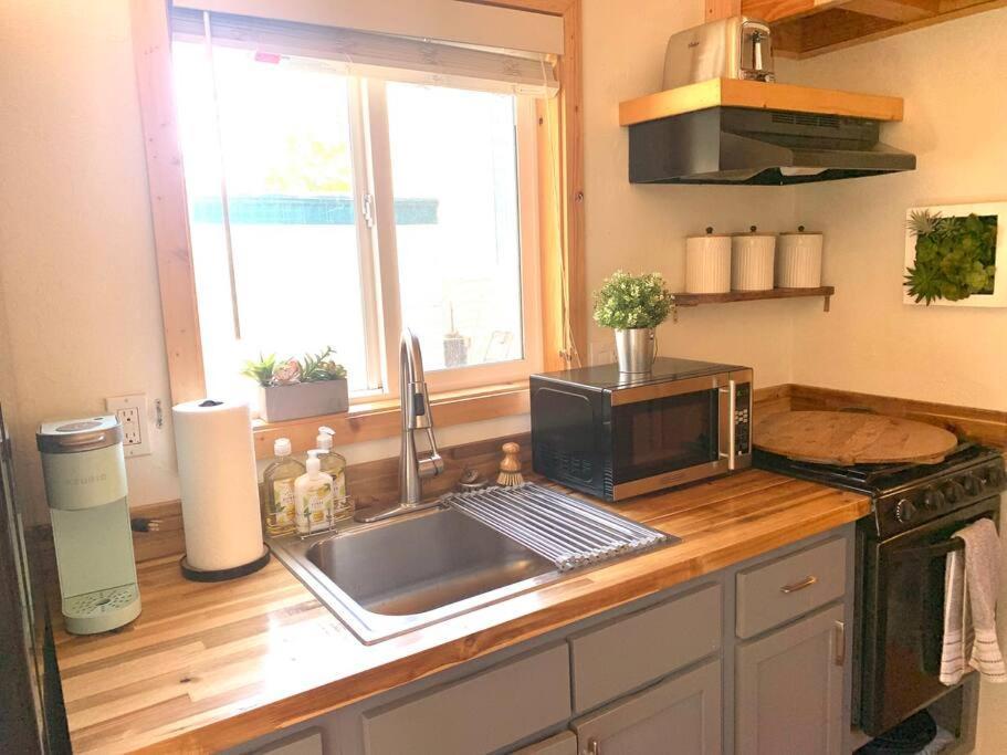 Sunshine Tiny Home Near Downtown Slo San Luis Obispo Exterior photo